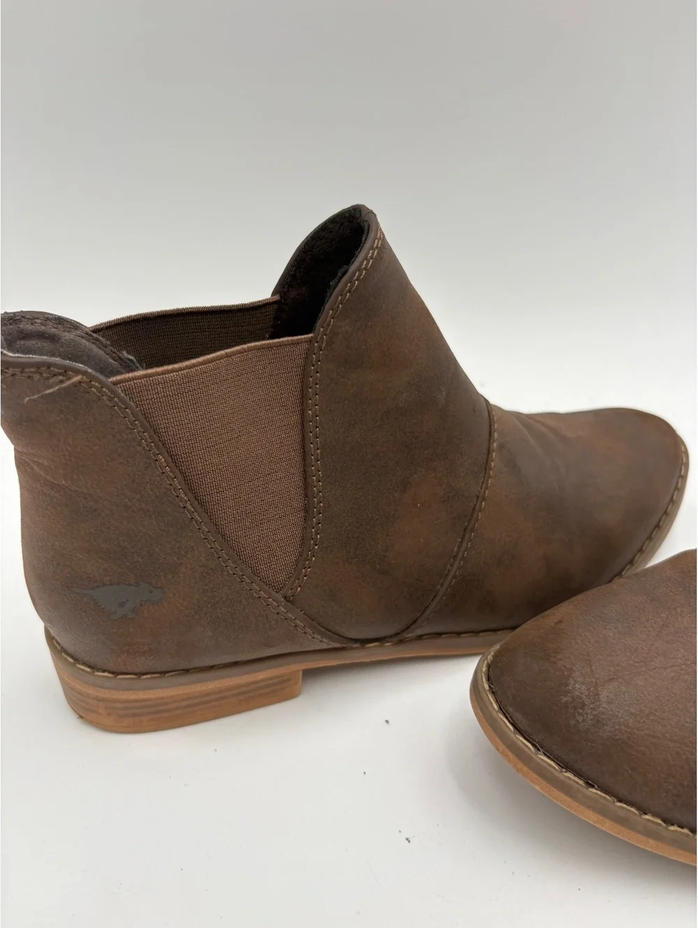Rocket Dog Maylon Woman’s Size 7 Brown Ankle Boots with Elastic Side Panels